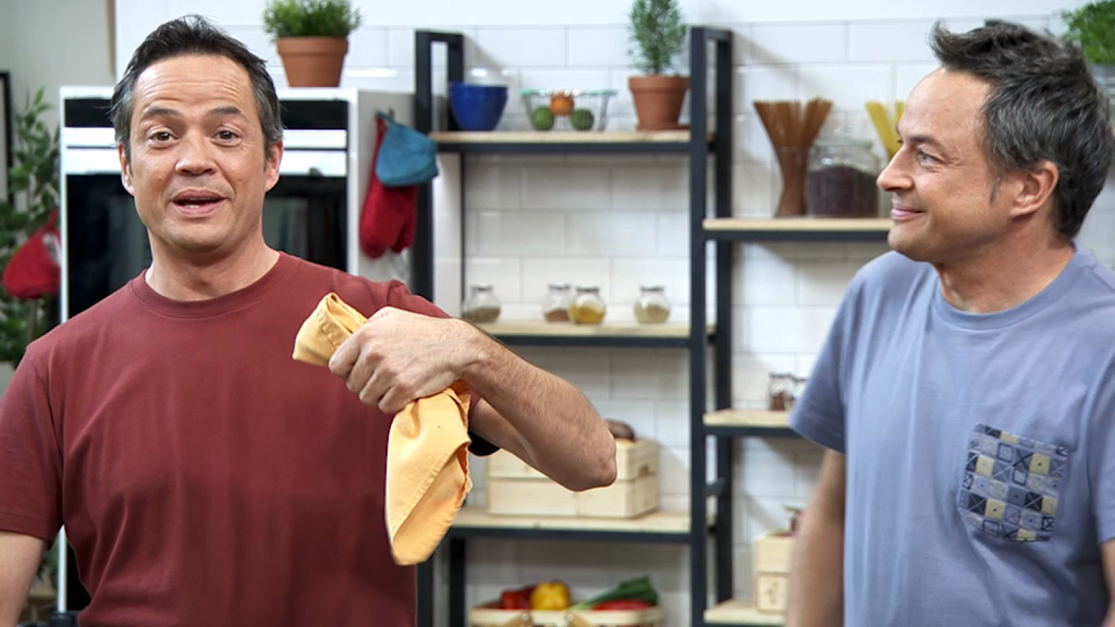 Torres en la cocina - Hummus de lentejas y pulled pork - ver ahora