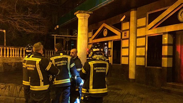 Informativo 24h - Al menos 26 heridos leves por el desplome de un falso techo de una discoteca en Madrid