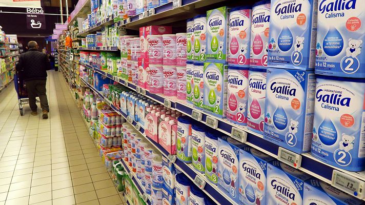 Informativo 24h - Lactalis retira 12 millones de cajas de leche infantil en 83 países por la contaminación por salmonela