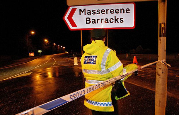  - Dos muertos en atentado en Irlanda