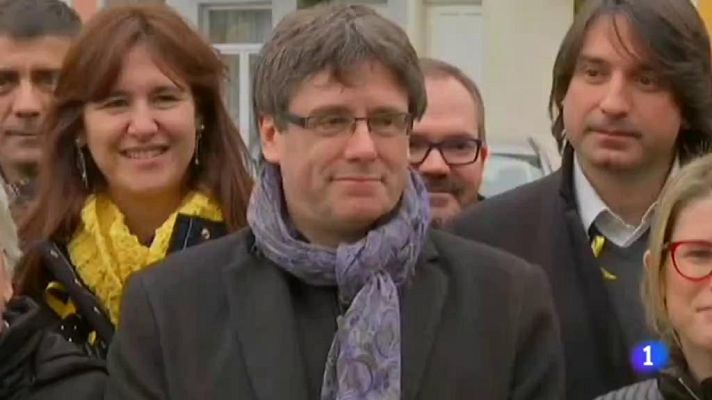 Telediario 1 - Esquerra ha pedido un informe conocer si es posible una investidura de Puigdemont