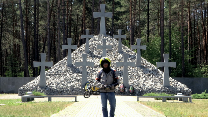 Diario de un nómada. Operación Plaza Roja - Polesia, un kalashnikov y la frontera rusa