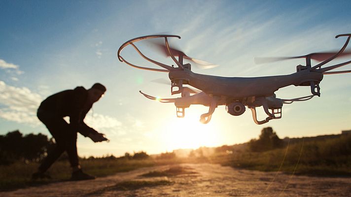 Telediario 1 - Los drones han sido los regalos estrella estas navidades