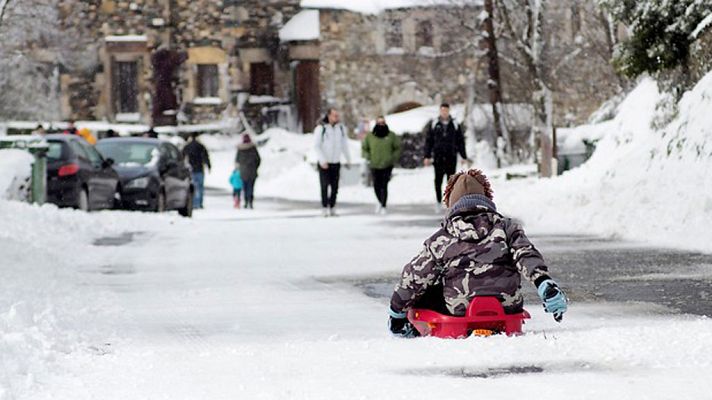 El tiempo - Lluvia débil en Galicia y Cantábrico y frío acusado en meseta norte