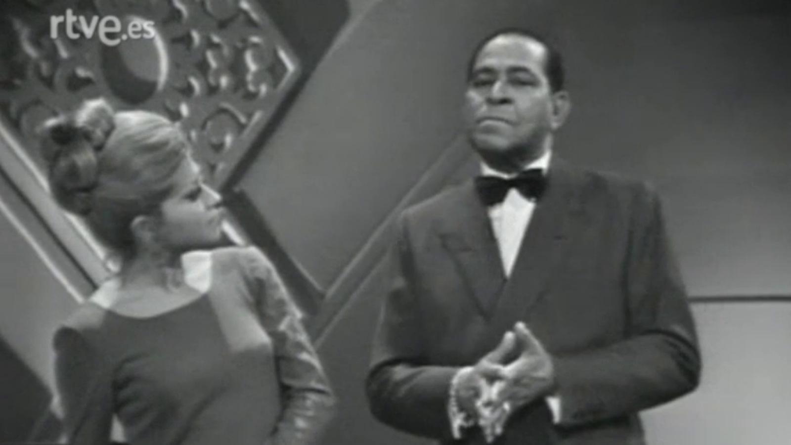 Esta noche con - Antonio Machín