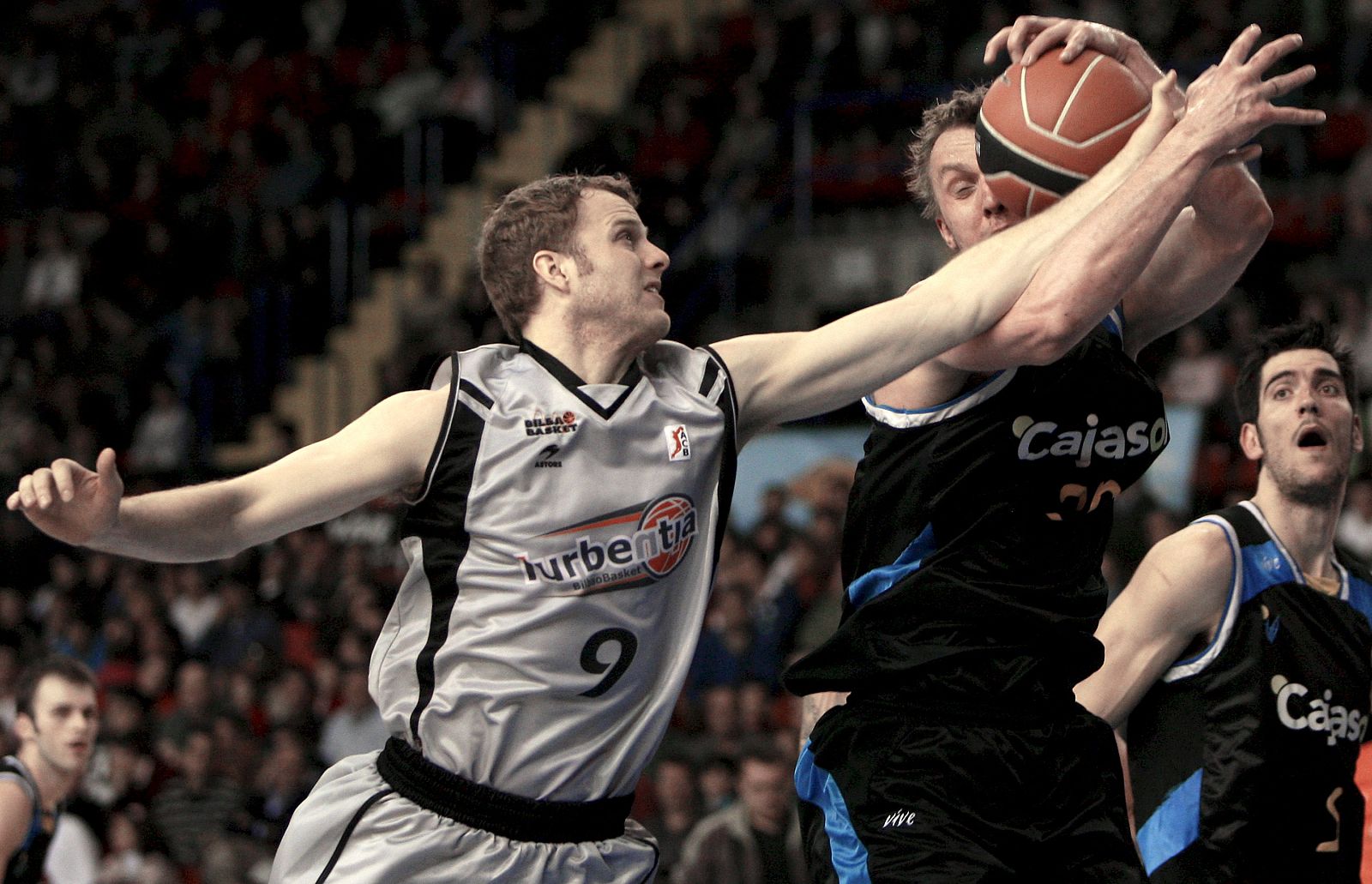 Cajasol Sevilla 80-66 Iurbentia Bilbao - Baloncesto en RTVE | Ver