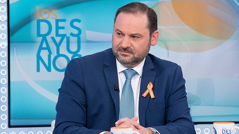 Ábalos coincide con el Gobierno en mantener el 155 si hay una investidura telematica - Los desayunos | Ver