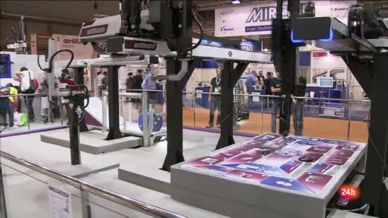 Lab24 - Rodeados de humanoides