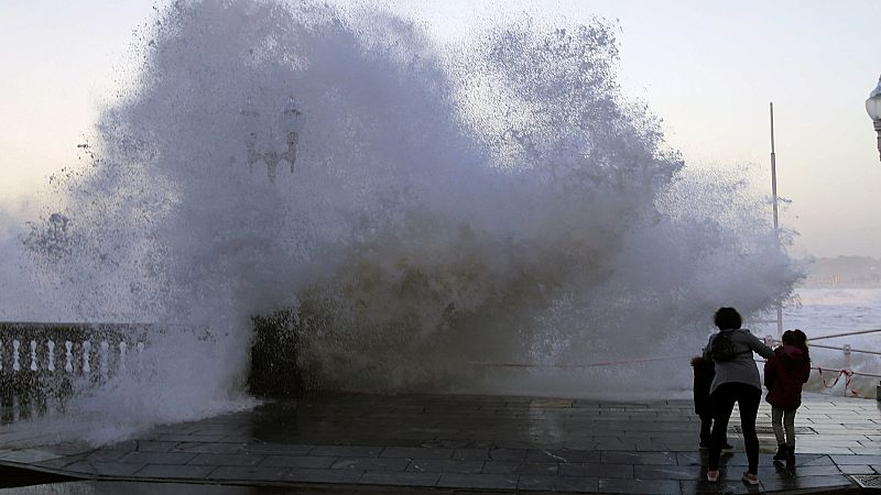 El temporal se cobra la vida de un hombre en Asturias