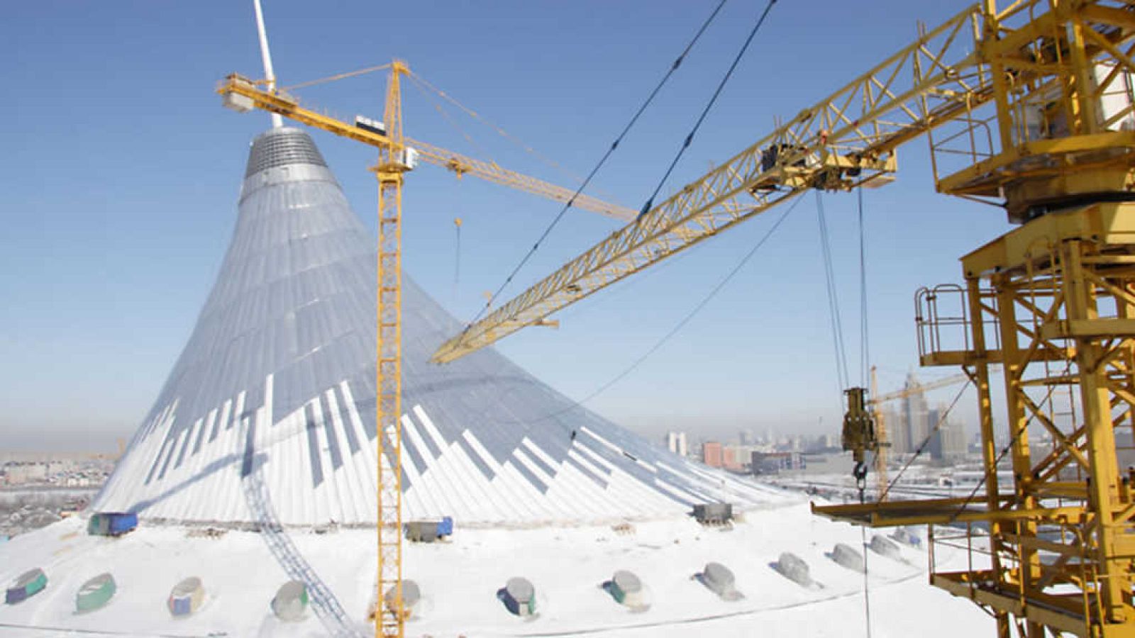 Documenta2 - La carpa más grande del mundo - ver ahora