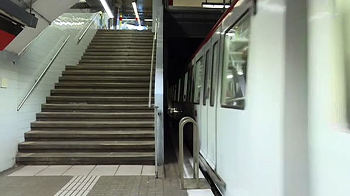 Telediario 1 - Un detenido como presunto agresor de un joven en la estación de Navas del metro de Barcelona