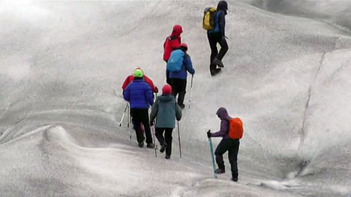 Telediario 1 - Fitur presenta oportunidades de turismo respetuoso con la naturaleza y responsable con las poblaciones locales