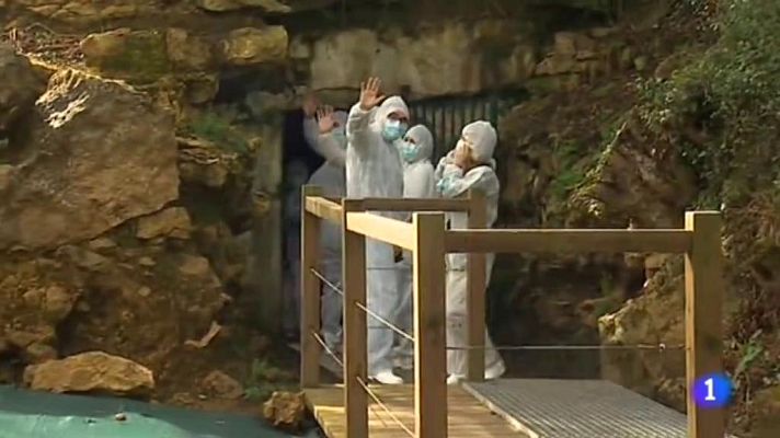 Telediario 1 - El cambio en el sistema de visitas controladas a la Cueva de Altamira ha sido beneficioso para la conservación de las pinturas rupestres