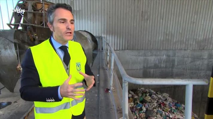 Crónicas - José Luis Cifuentes (Jefe del Departamento de Información de