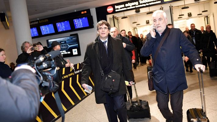 Telediario 1 - Telediario - 15 horas - 22/01/18 - Lengua de signos