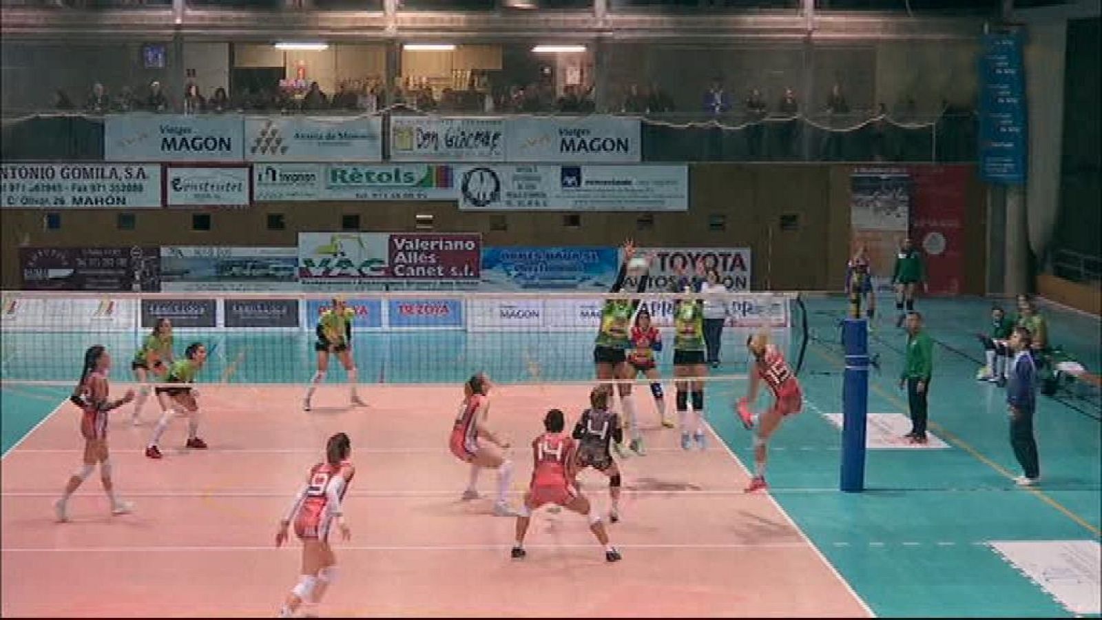 Voleibol - Superliga Iberdrola Femenina 14ª jornada: Avarca Menorca - Minis Arluy VB Logroño - ver ahora