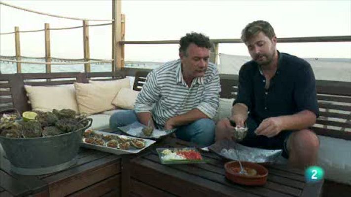 Las rutas Capone - Ostras con salsa de escabeche y piñones