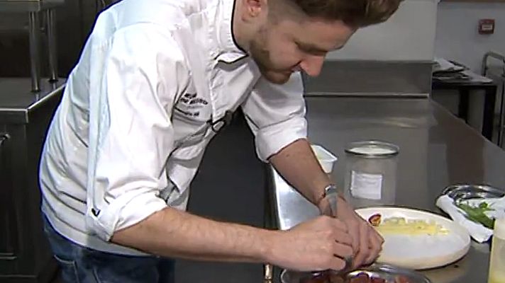 Telediario 1 - Siete candidatos optan al premio Cocinero Relevación de Madrid Fusión 2018