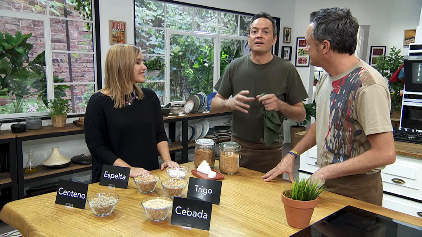 Torres en la cocina - Sepia con guisantes y mousse de zanahoria - ver ahora