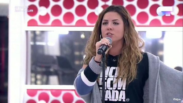 OT 2017 - Miriam canta 'Lejos de tu piel' en el primer pase de micros