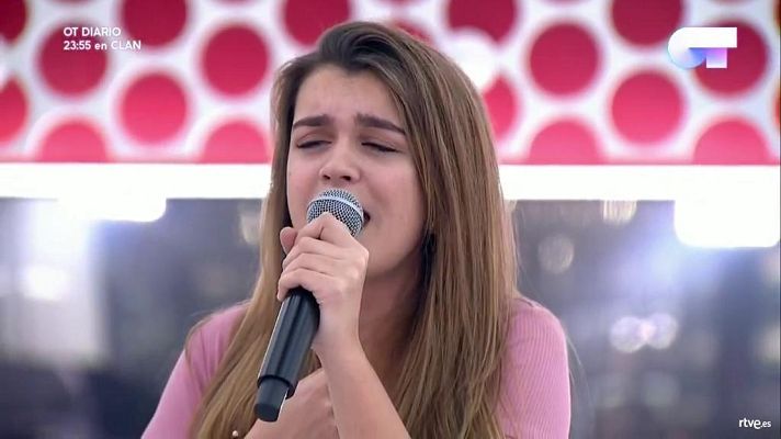 OT 2017 - Amaia canta 'Al cantar' en el primer pase de micros