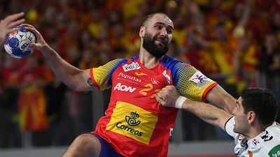 Los 'Hispanos' juegan este domingo la final del Europeo de balonmano por quinta vez en su historia. Nunca la han ganado y ahora se jugar�n el oro contra Suecia.