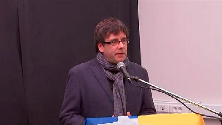Informativo 24h - Puigdemont dice que el Gobierno continúa poniendo obstáculos a su investidura
