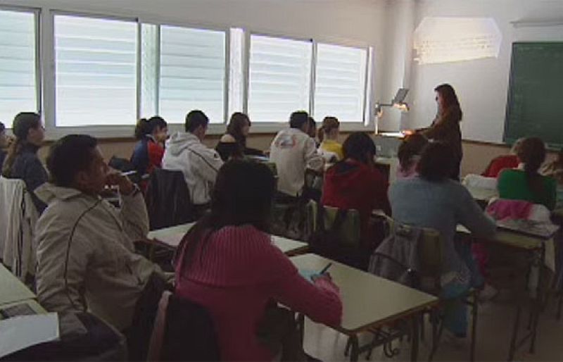 El TS dictamina que no se puede pasar a segundo curso de bachillerato con más de dos suspensos | Ver