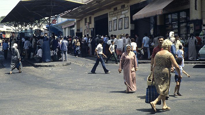 Telediario 1 - Marruecos multará a los peatones que no respeten las normas de tráfico