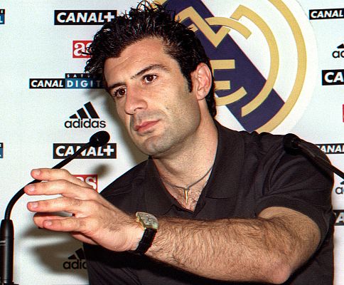 Telediario 1 - Los fichajes más polémicos del fútbol español