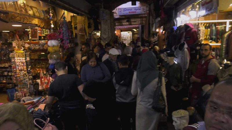 Espa�oles en el mundo - L�bano - ver ahora