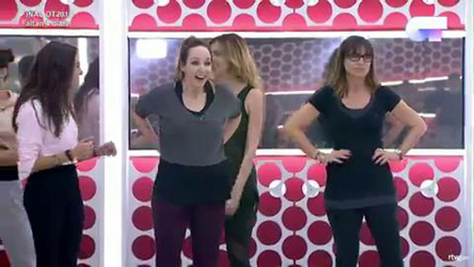 OT 2017 - Los profes se unen a la última clase de Pol