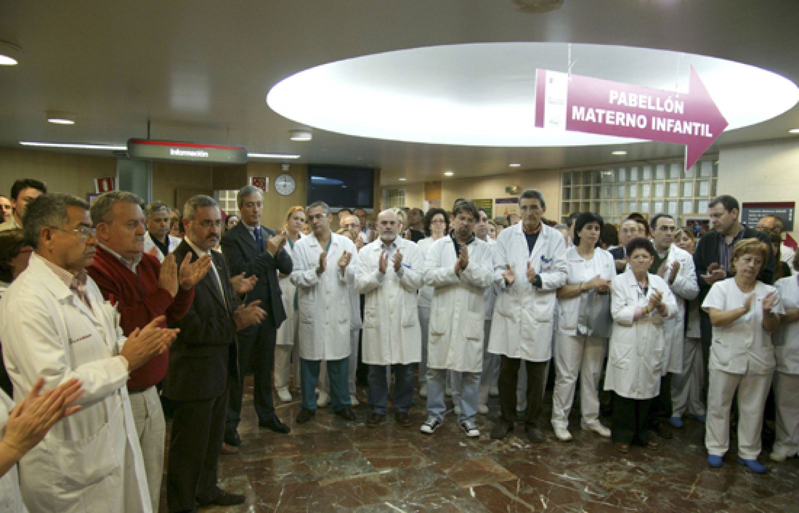 Un paciente de 74 años tirotea a una doctora en Moratalla, Murcia | Ver