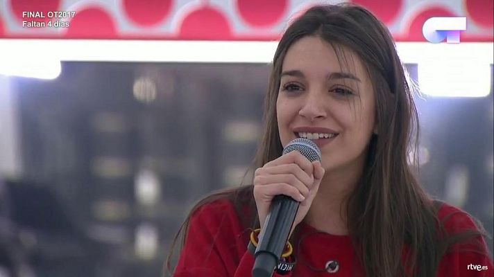 OT 2017 - Ana Guerra canta 'Volver' en el primer pase de micros