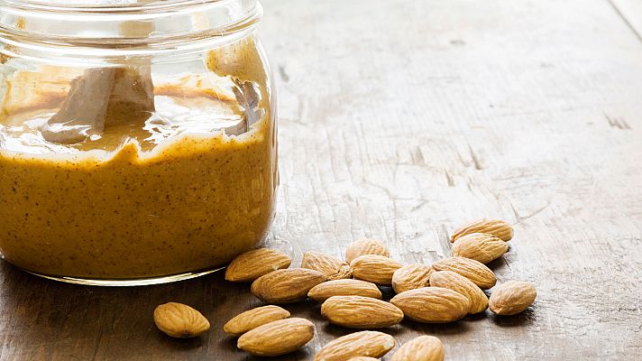 Otros documentales - Comida al descubierto:Mantequilla de almendras,vino generoso