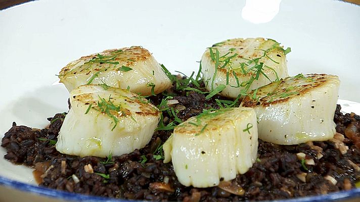RTVE Cocina - Arroz negro con vieiras