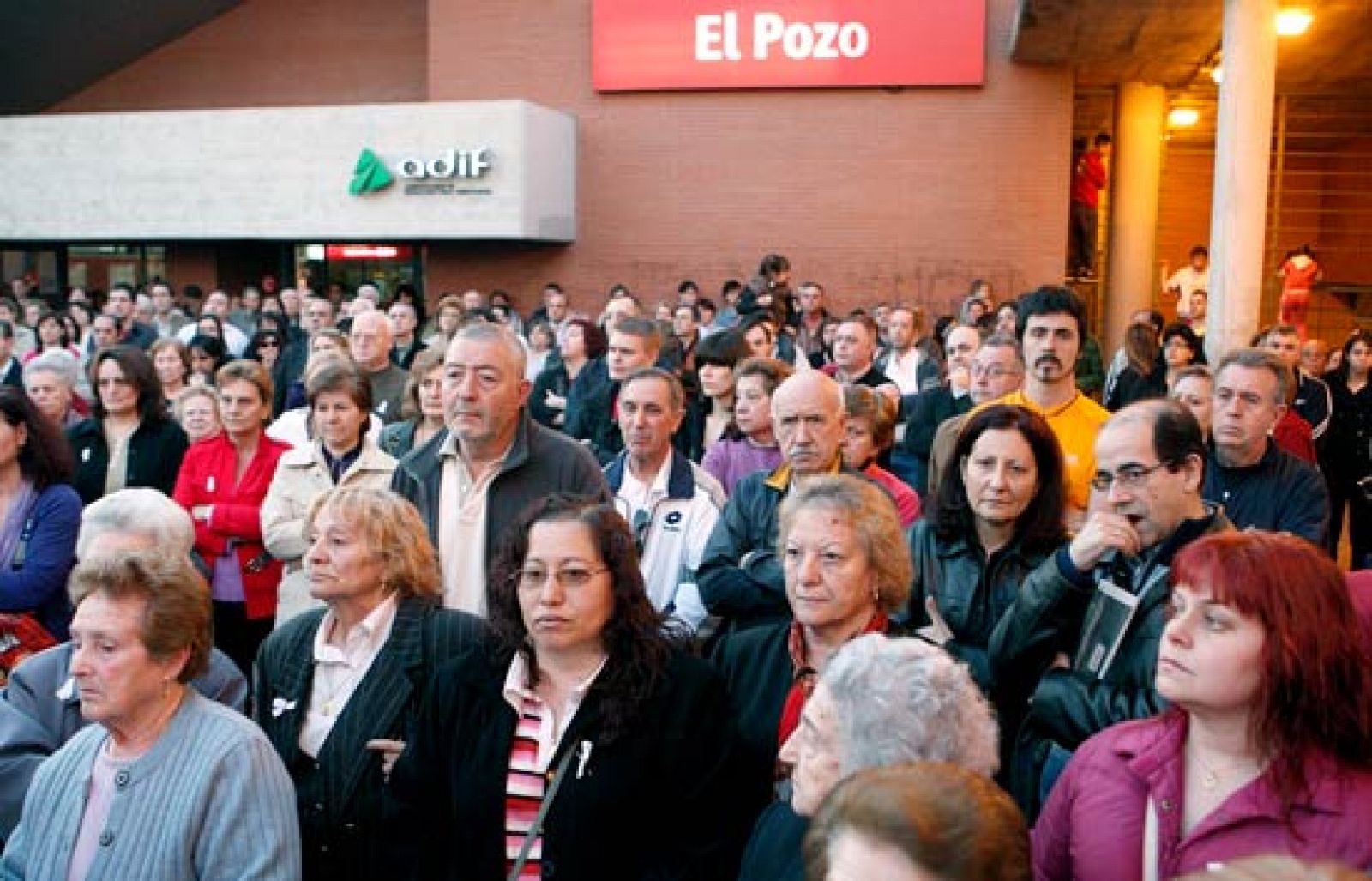 Telediario 2 en cuatro minutos - 11/03/09 | Ver