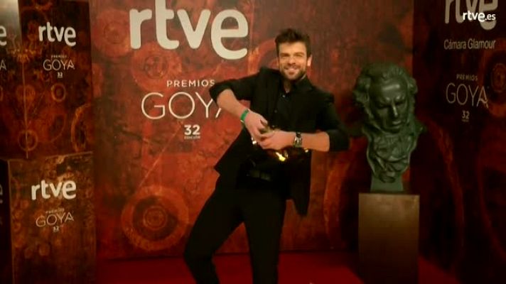 Goyas Golfos - Ricky de OT, en la cámara glamur