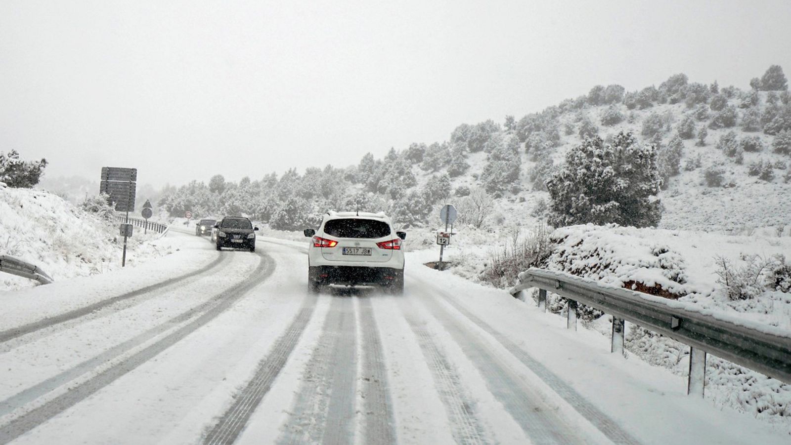 Telediario matinal en cuatro minutos - 05/02/2018
