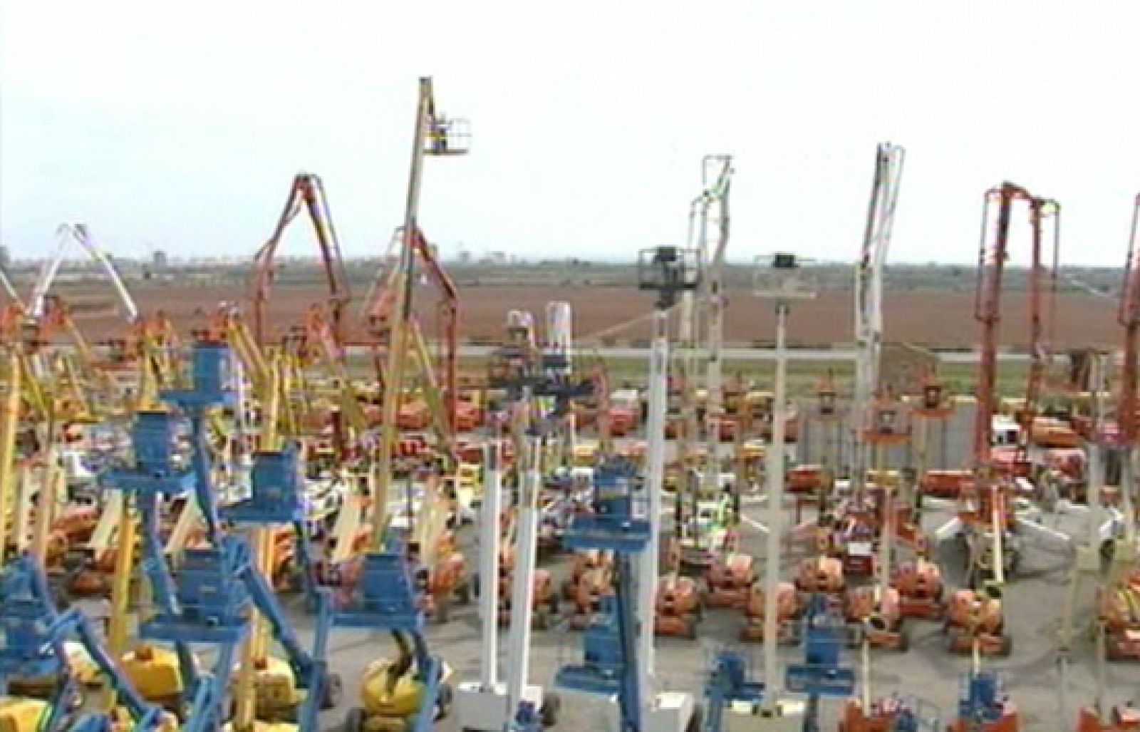 Miles de máquinas que ya no se utilizan en la construcción están a la venta en una macrosubasta | Ver