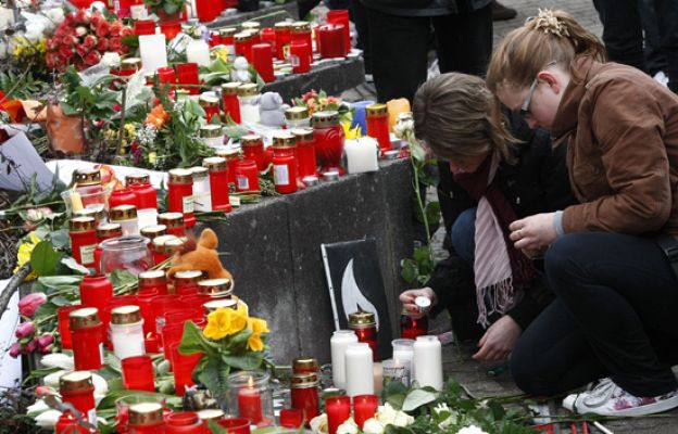  - Avisó de la masacre en internet