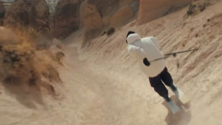 Telediario 1 - El esquí sin nieve es posible para Candide Thovex