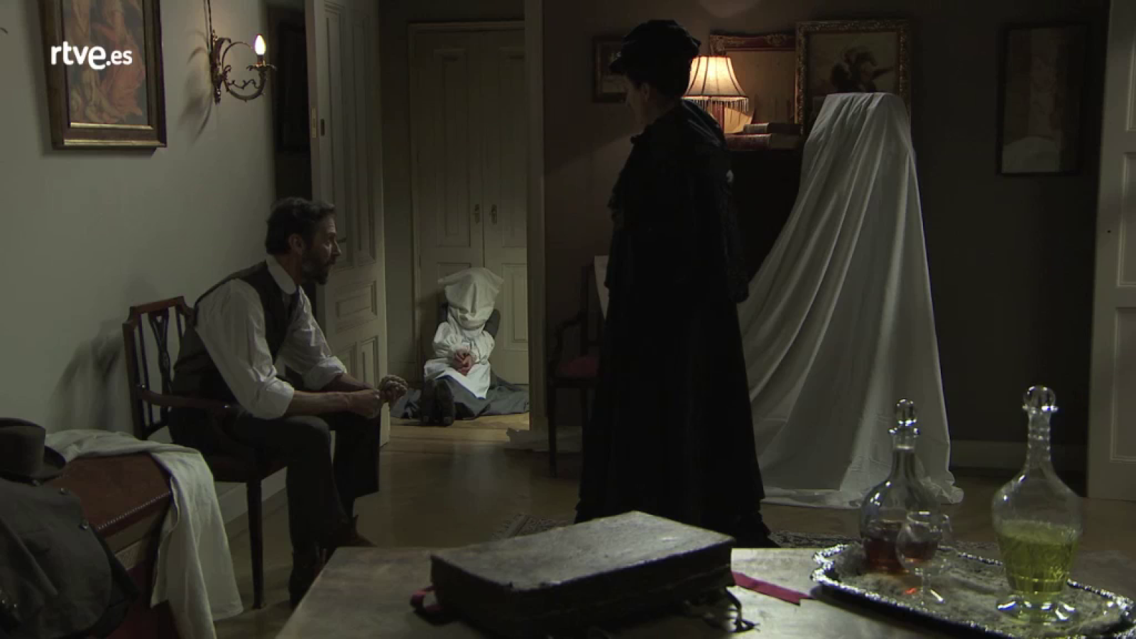 Acacias 38 - Úrsula tiene secuestrada a Fabiana