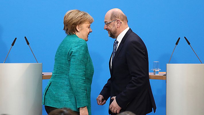Telediario 1 - Merkel cede poder a los socialdemócratas para cerrar un acuerdo de coalición