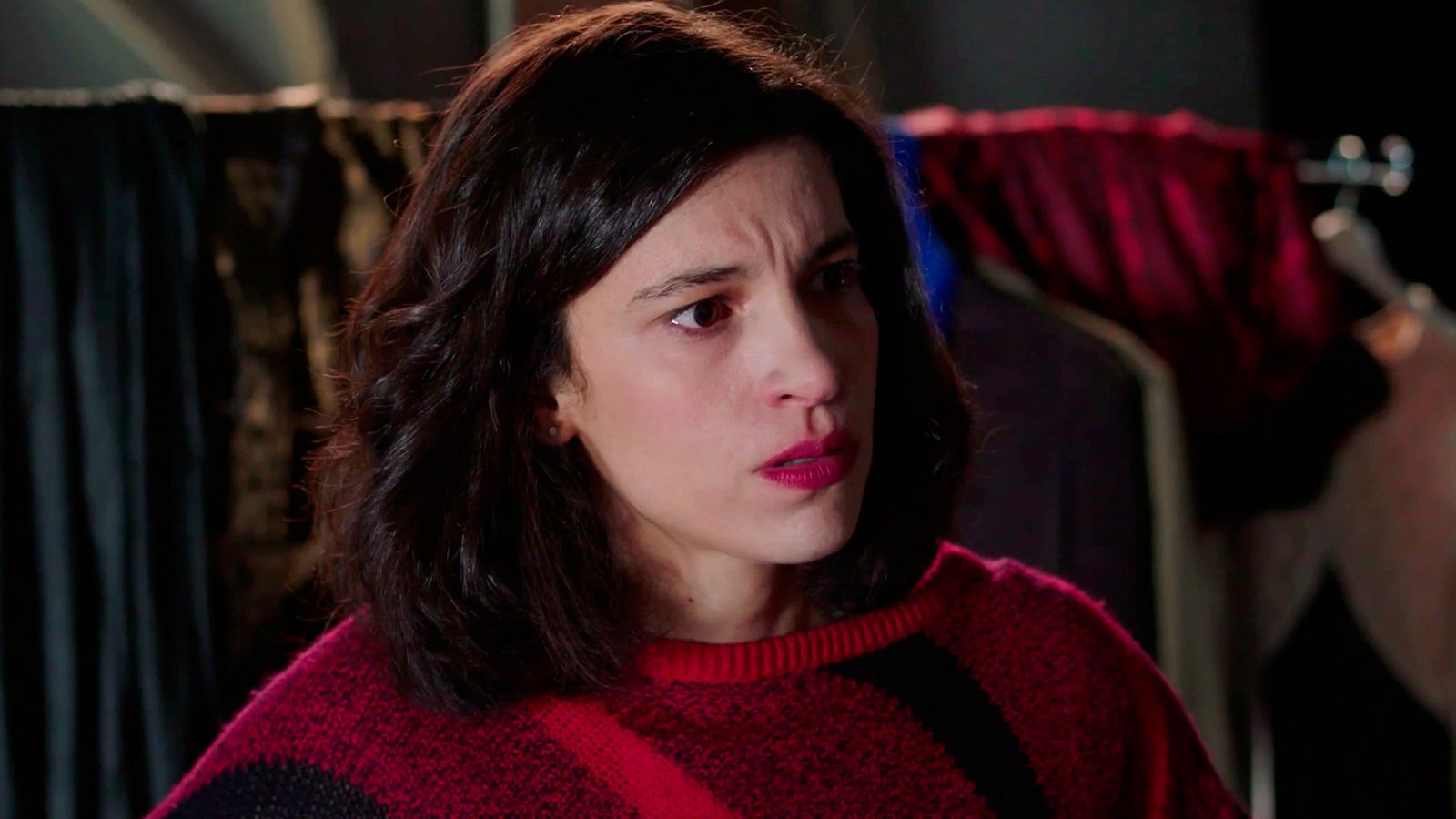 Cuéntame cómo pasó - Inés se reencuentra con Natalia