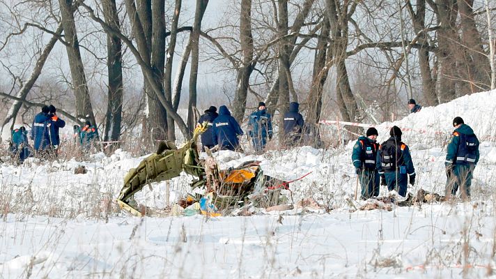 Informativo 24h - Recuperan la segunda caja negra del avión que se estrelló el domingo en Rusia