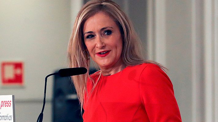 Telediario 1 - Cifuentes anuncia una querella contra Granados y niega las acusaciones