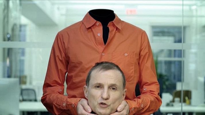 Universo UNED - Pulgares que escriben y se deslizan. Red de DIS