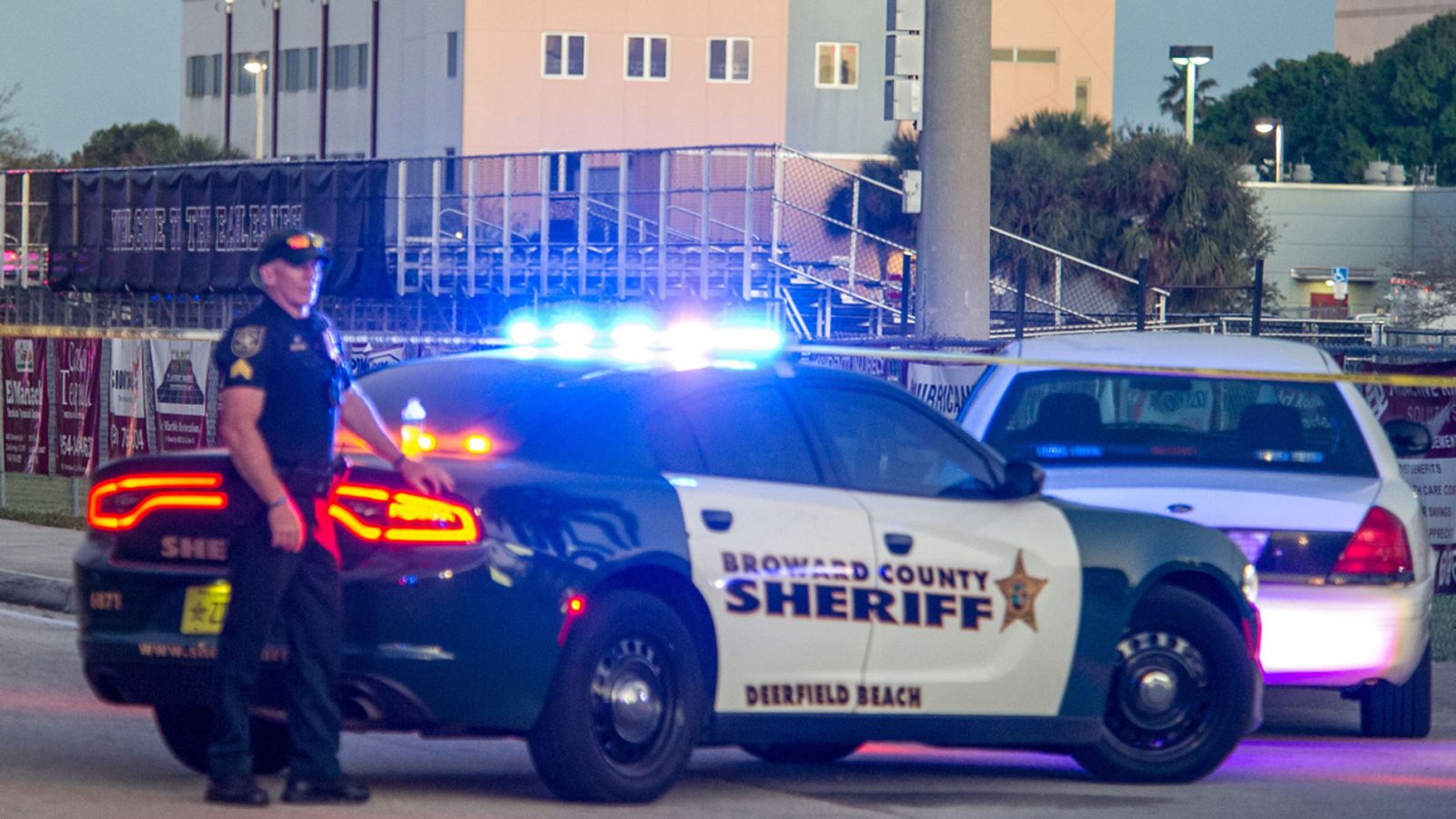 Al menos 17 muertos y decenas de heridos en un tiroteo en un instituto del sur de Florida
