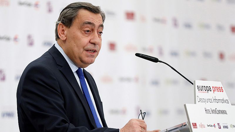 Sánchez Melgar advierte al independentismo: si se repite el "desprecio" a la Constitución habrá "respuesta firme"